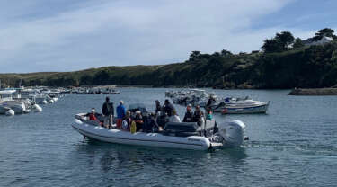 Semi-rigid boat 20 seats Medline 9 La Trinité