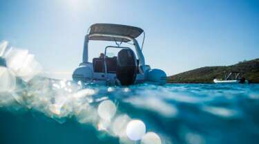 Zodiac Medline boats bimini