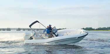 Bateaux Zodiac N-Zo vue de profil