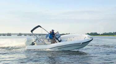 Bateaux Zodiac N-Zo vue de profil