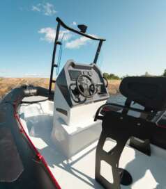 Bateaux Zodiac Open console