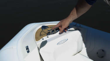 Yachtline 490 davier avant
