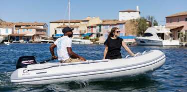 Imbarcazione Zodiac Dinghy Cadet Rib Alu vista laterale