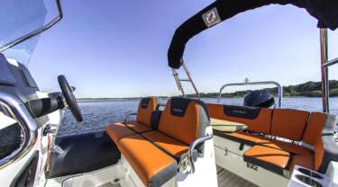 Location Semi-rigide ZODIAC MEDLINE 6.8 (6.8 SUNSET) - Le Pouliguen -  SamBoat